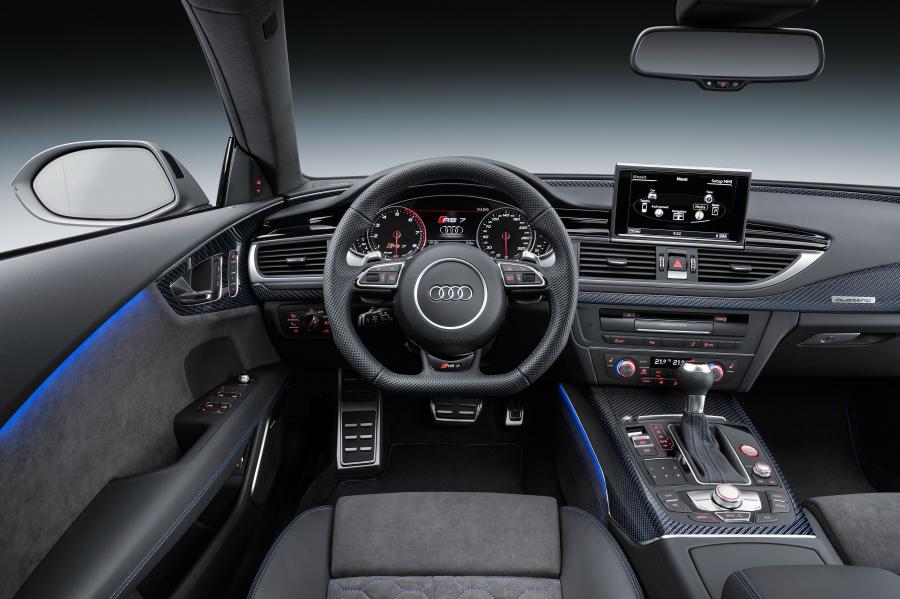Торпедо Audi RS7 Sportback Performance 2015 года  (WW) (фото 29 из 30)